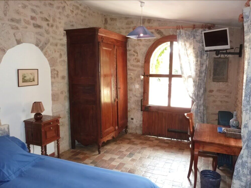 Le Vieux Chateau Airvault Buitenkant foto